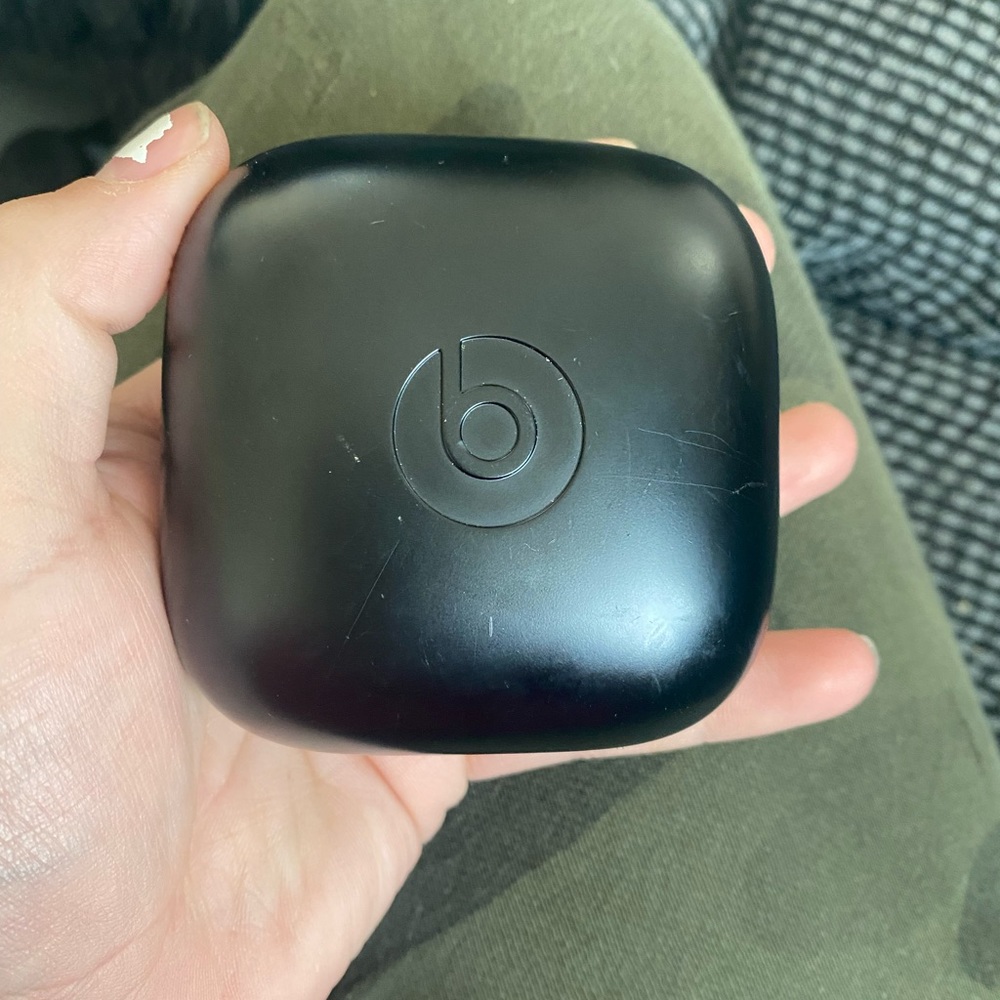Beats by Dr Dre Powerbeats case only